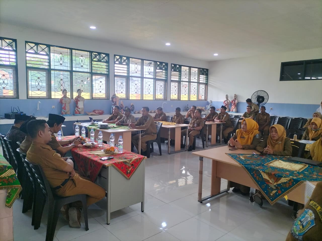 Penyelarasan Visi, Misi, dan Prakarsa Perubahan Kurikulum SMA Negeri 1 Kedungdung